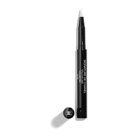 chanel pomme de pin|SIGNATURE DE CHANEL Intense Longwear Eyeliner Pen.